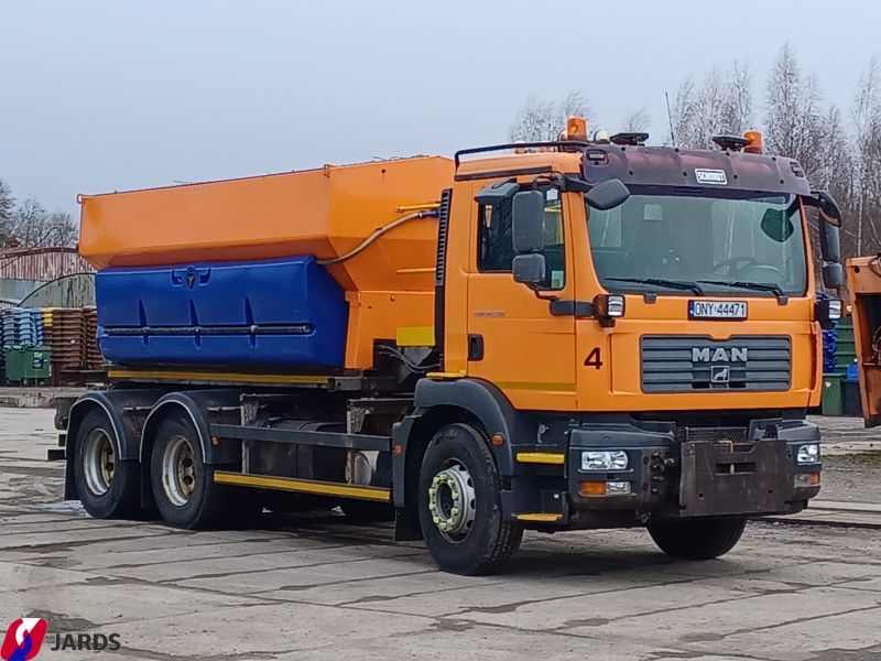 00000965 PHOTO 2023 02 21 07 41 10