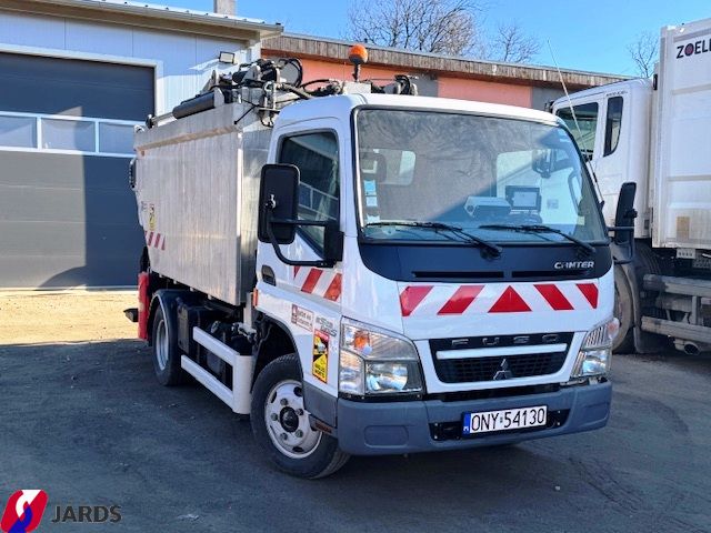 Mitsubihi Center 2011 6 m3   4 