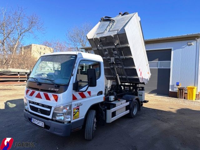 Mitsubihi Center 2011 6 m3   8 